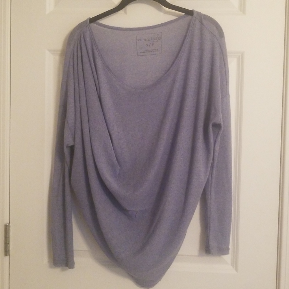Tunic light sweater top